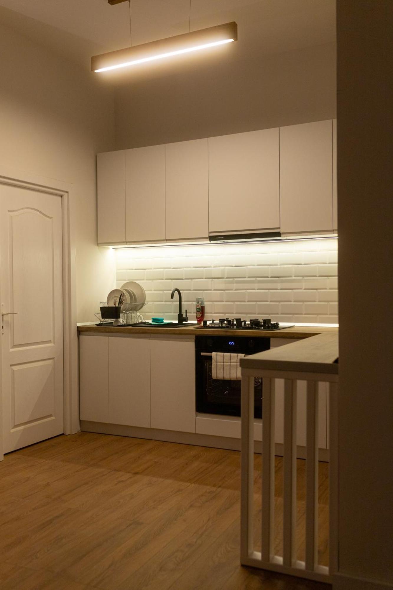 Bleyer Haus Central Apartment Oradea Exterior photo
